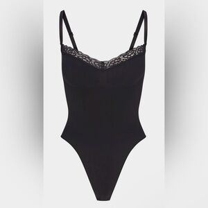 Skims Seamless Sculpt Lace Trim Thong Bodysuit Black NWOT